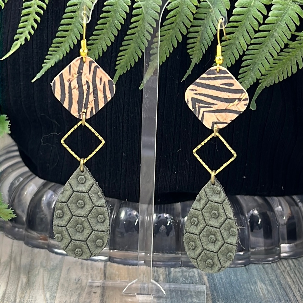 🌟🌸Adorned Crown Artisan Assemblage leather double drop zebra green earrings